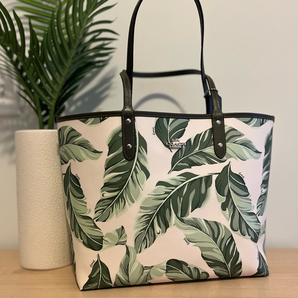 Coach tote
